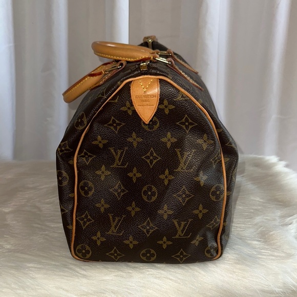 Louis Vuitton Monogram Speedy 35 - Picture 7 of 10